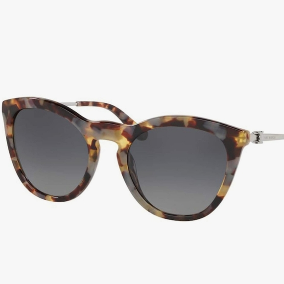 Tory Burch Accessories - Auth Tory Burch Polarized Sunglasses 🕶